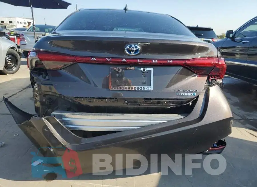 4T1C21FB8LU016719 Photo# 6