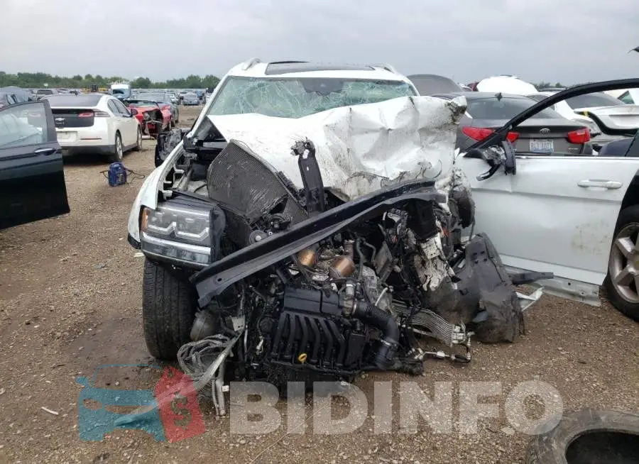 1V2MR2CA4KC611897 Photo# 5