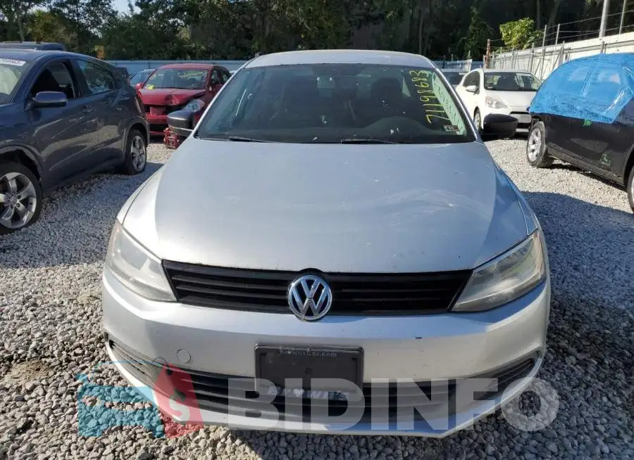 3VW1K7AJ7EM385461 Photo# 5