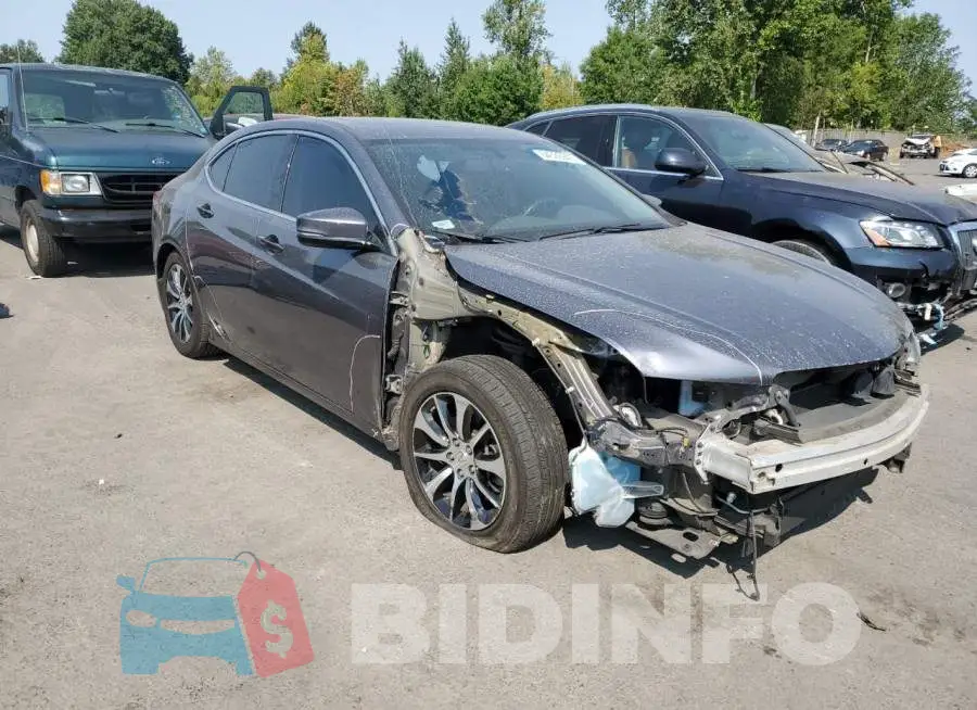 19UUB1F31HA001913 Photo# 4