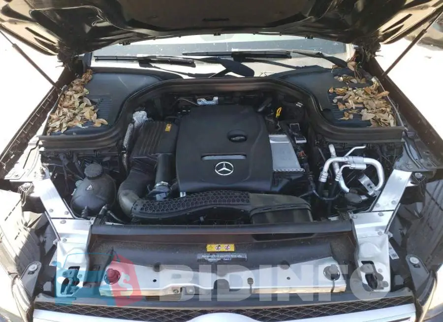 WDC0G4JB7KV137729 Photo# 11