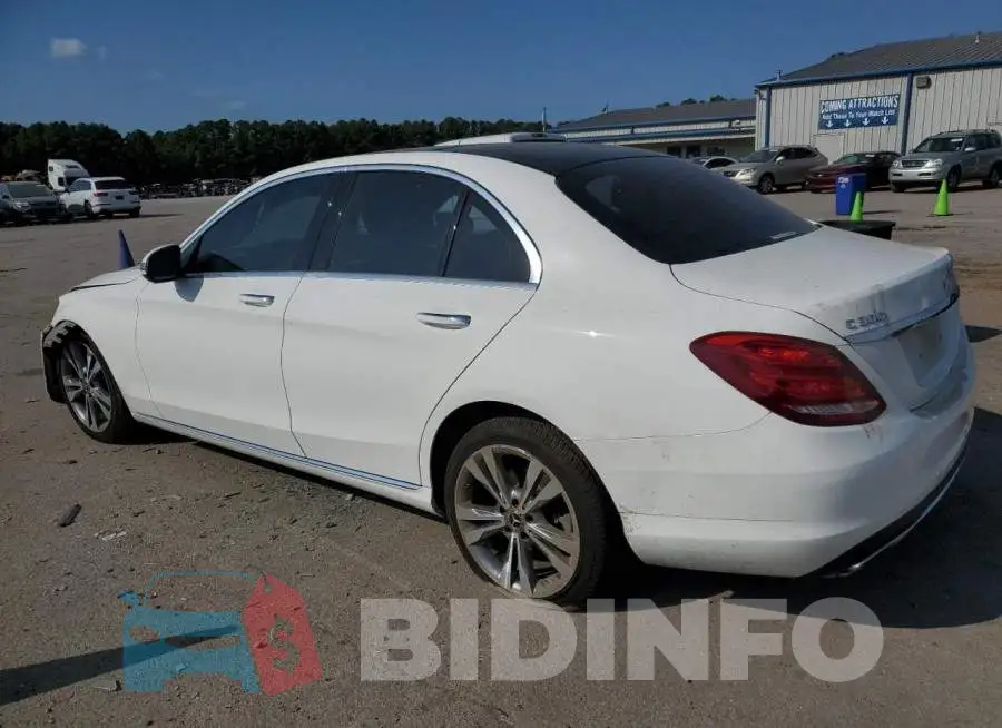 WDDWF4JB3JR415588 Photo# 2