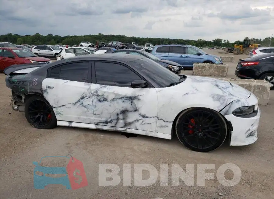 2C3CDXGJ0GH127141 Photo# 4