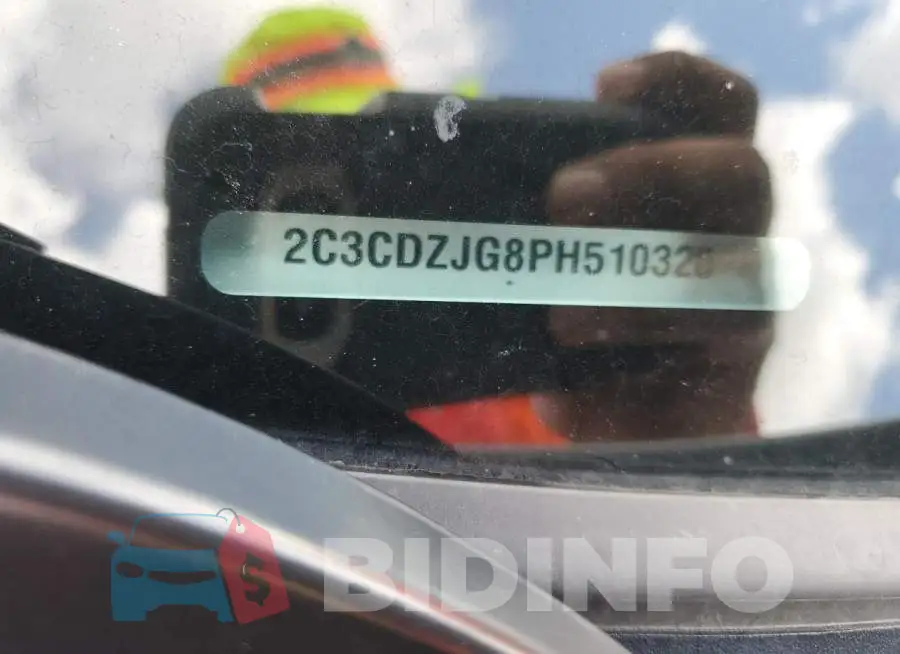 2C3CDZJG8PH510320 Photo# 13