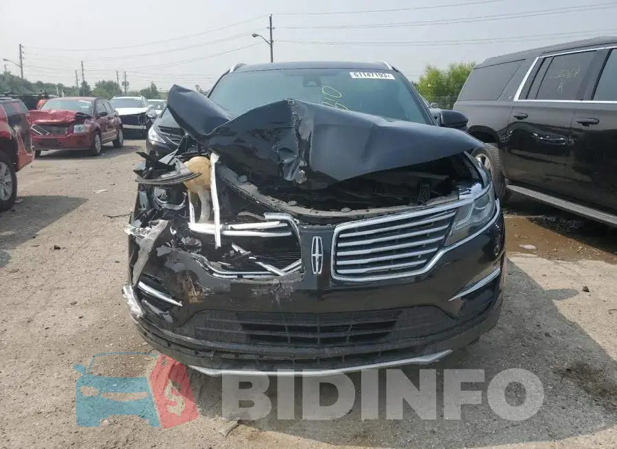 5LMTJ2AHXFUJ02734 Photo# 5