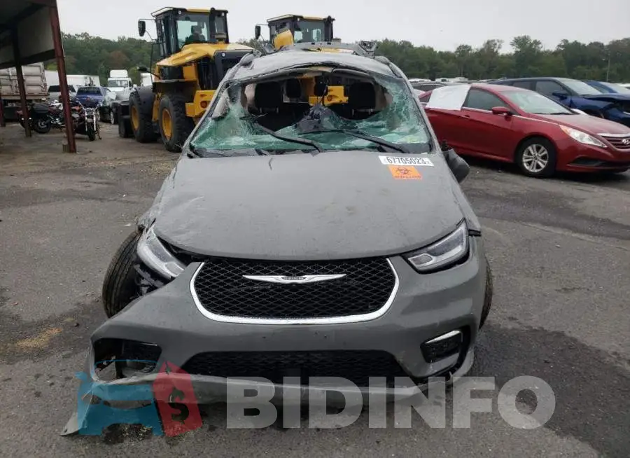 2C4RC1BG6NR185523 Photo# 5