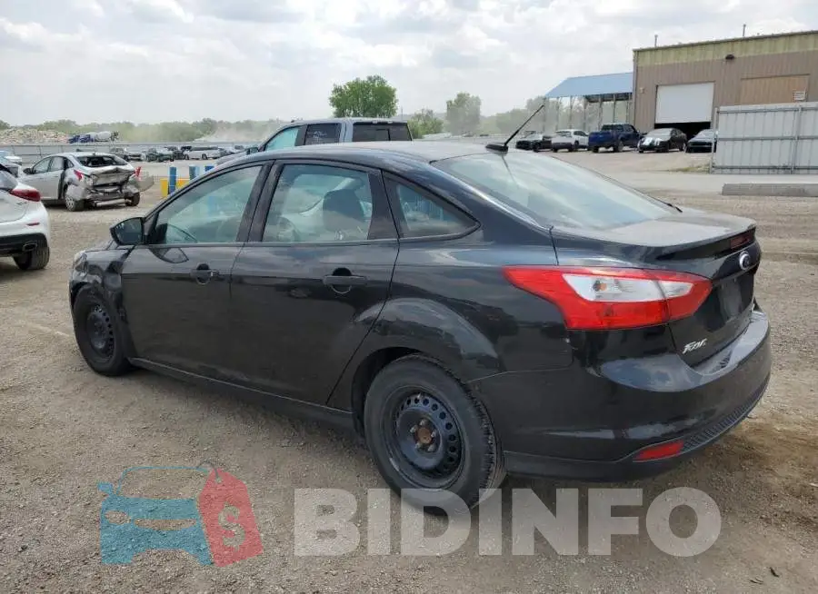 1FADP3E27EL252588 Photo# 2