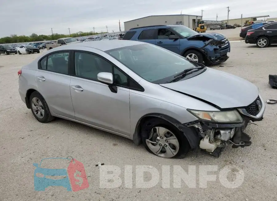 19XFB2F58EE026864 Photo# 4