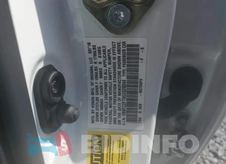 19XFC2F70GE028044 Photo# 12