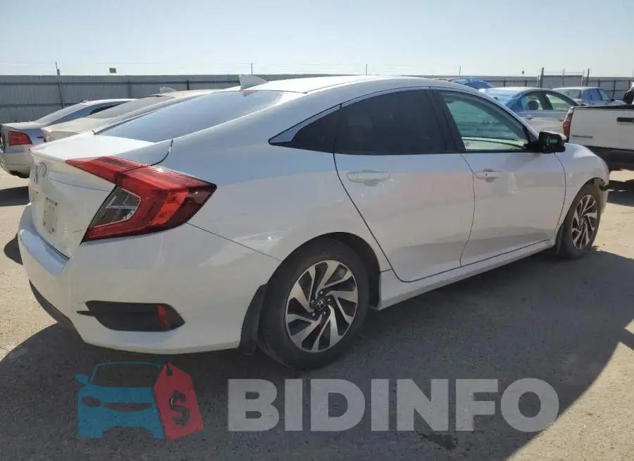 19XFC2F82HE208359 Photo# 3