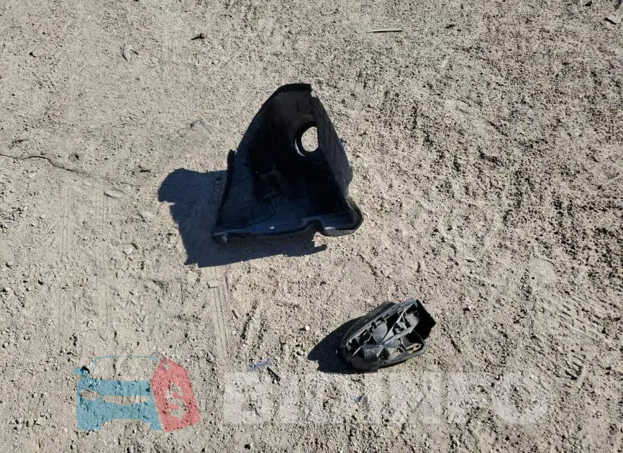 2T1BURHE2GC570311 Photo# 12