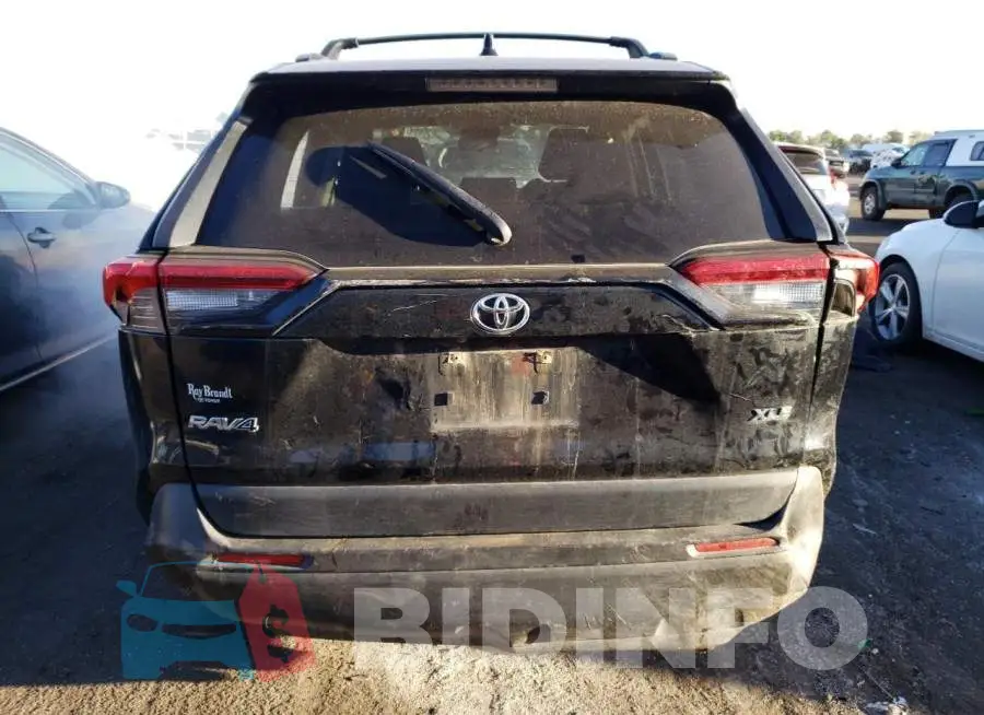JTMW1RFV5KD022294 Photo# 6