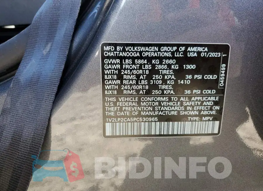 1V2LP2CA5PC530965 Photo# 13