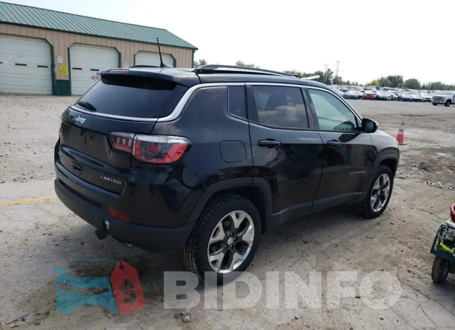 3C4NJDCB8JT437112 Photo# 3