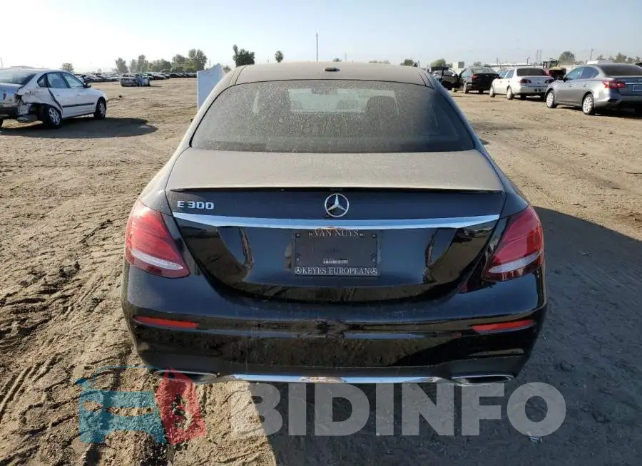 WDDZF4JB2HA134324 Photo# 6
