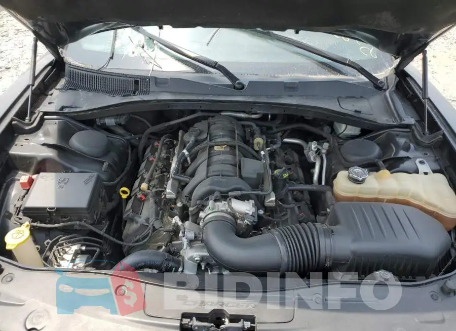 2C3CDXCT6KH607782 Photo# 11
