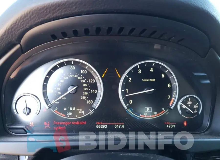 5UXKR2C57F0H39796 Photo# 9