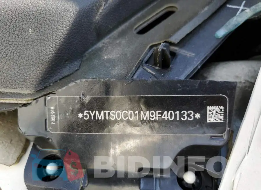 5YMTS0C01M9F40133 Photo# 12