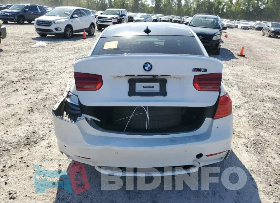 WBS8M9C56J5L00982 Photo# 6