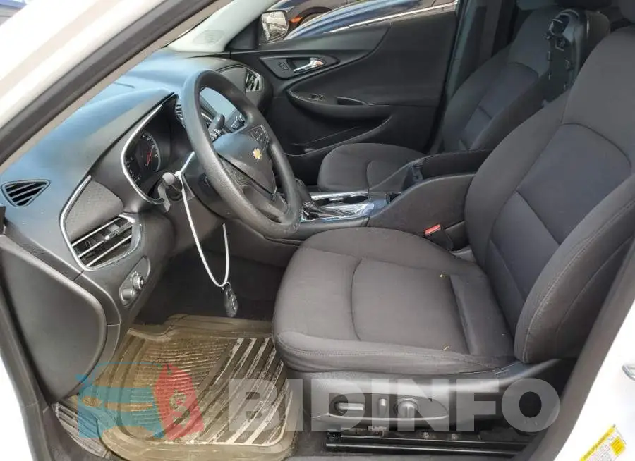 1G1ZD5ST7JF140294 Photo# 7