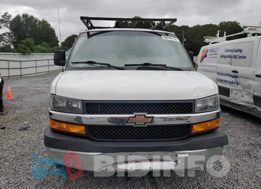 1GAZGPFG8J1260943 Photo# 5