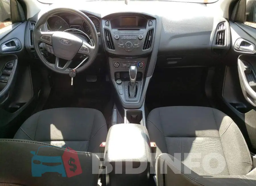 1FADP3F25FL330821 Photo# 8