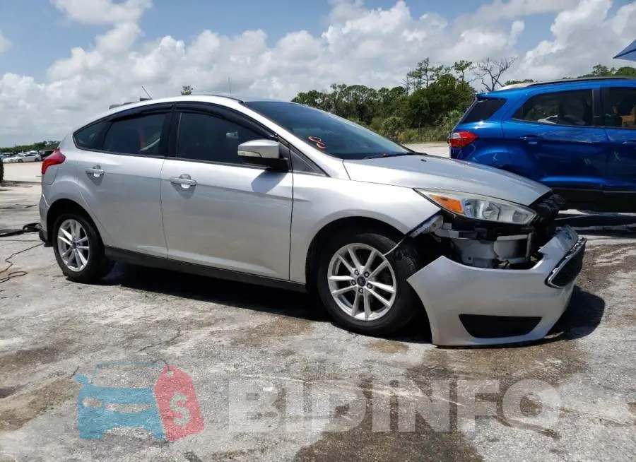 1FADP3KE2FL285403 Photo# 4