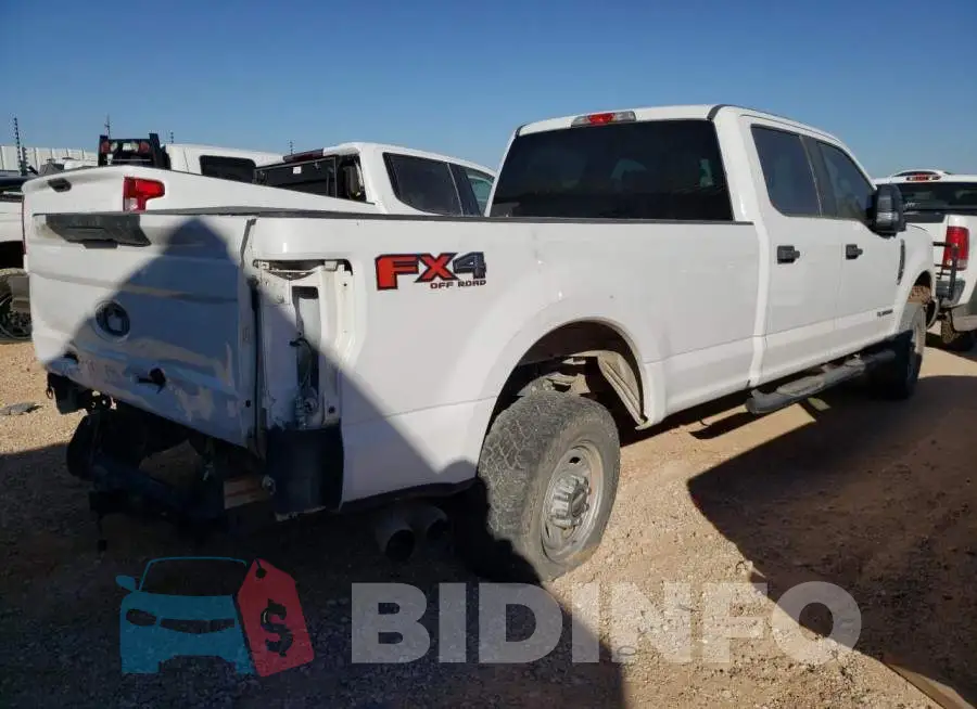 1FT7W2BT2JEB59445 Photo# 3
