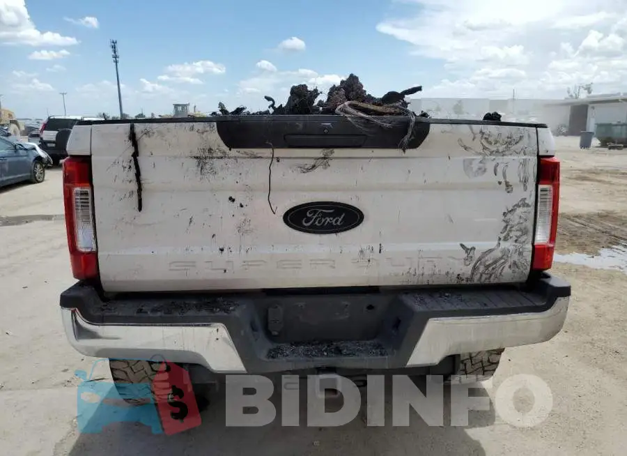 1FT7W2BT9JEB08475 Photo# 6