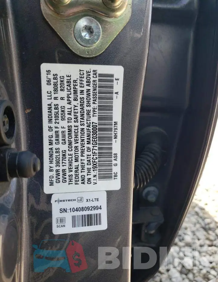 19XFC1F71GE030007 Photo# 12