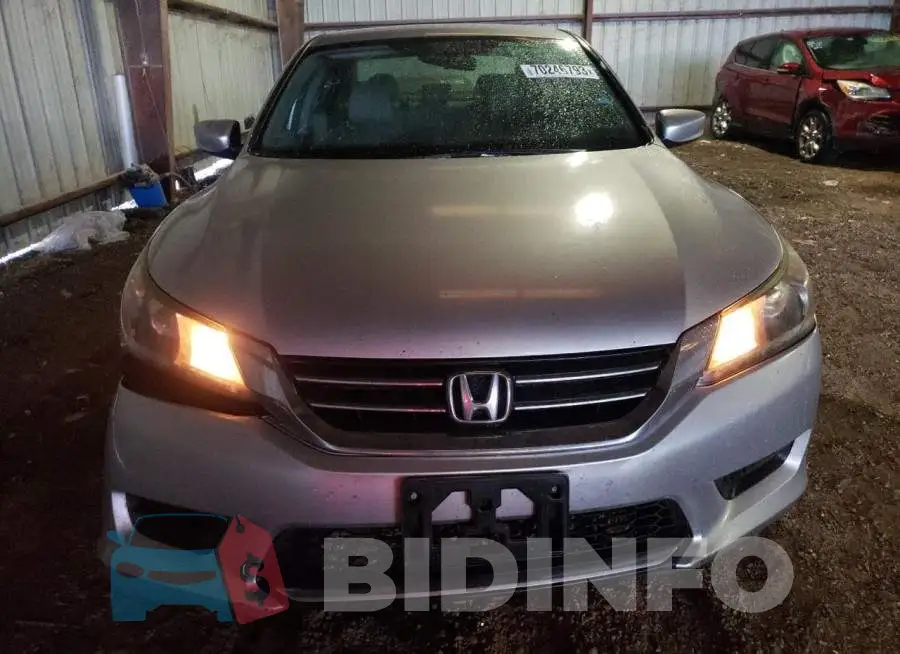 1HGCR2F37EA125483 Photo# 5
