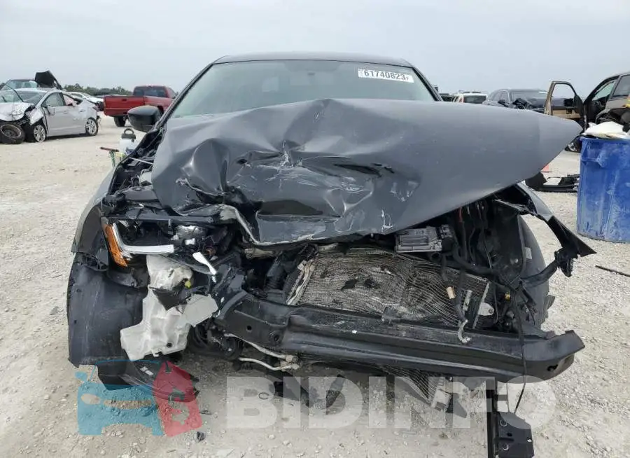 3VW2B7AJ3HM413524 Photo# 5