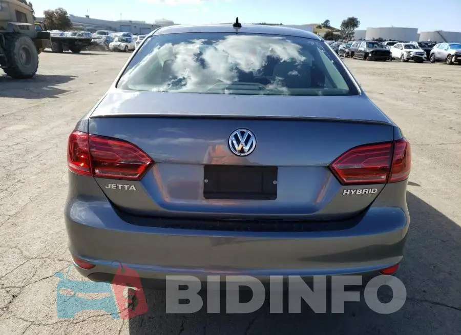 3VW637AJ9EM275837 Photo# 6