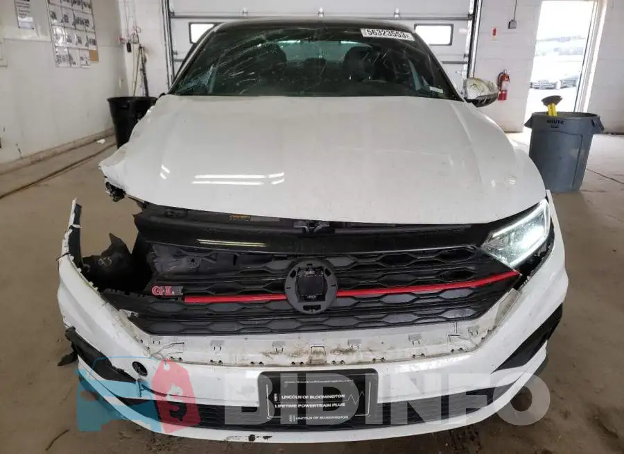 3VW6T7BUXKM217837 Photo# 5