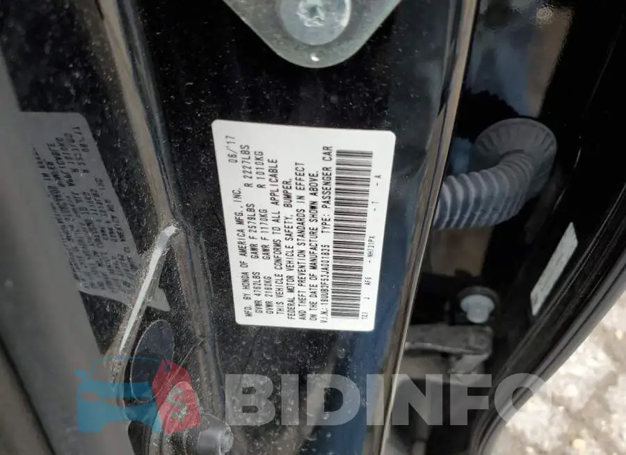 19UUB3F53JA001835 Photo# 12