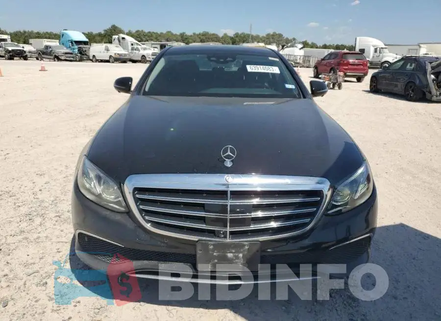 WDDZF4JB7HA223516 Photo# 5