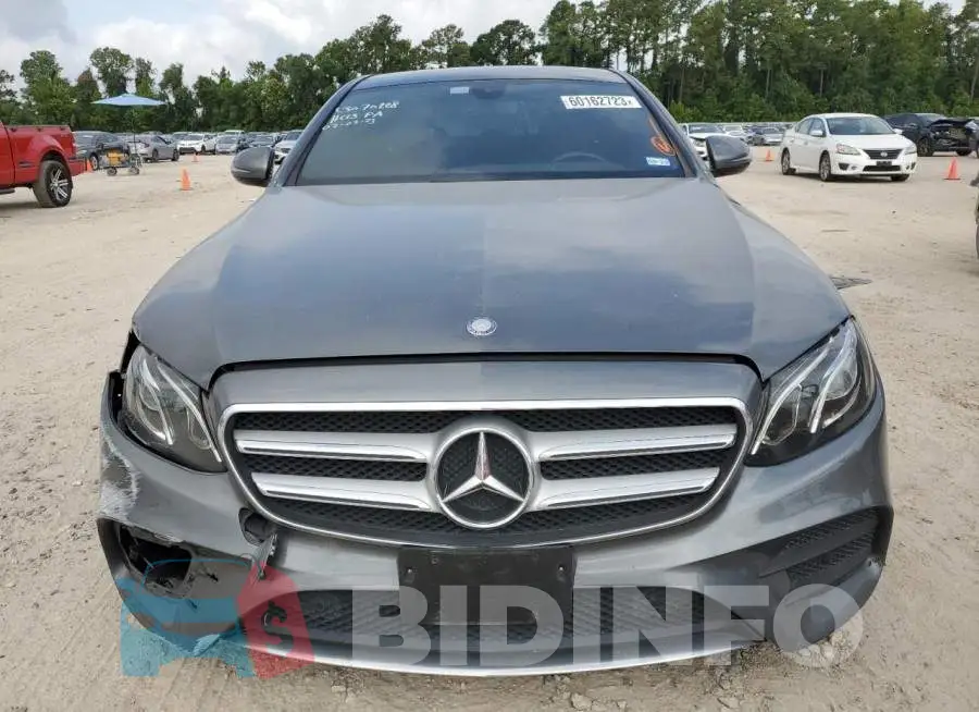 WDDZF4KB6HA050165 Photo# 5