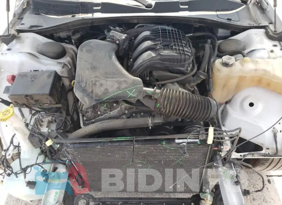 2C3CDXBG5KH703018 Photo# 11