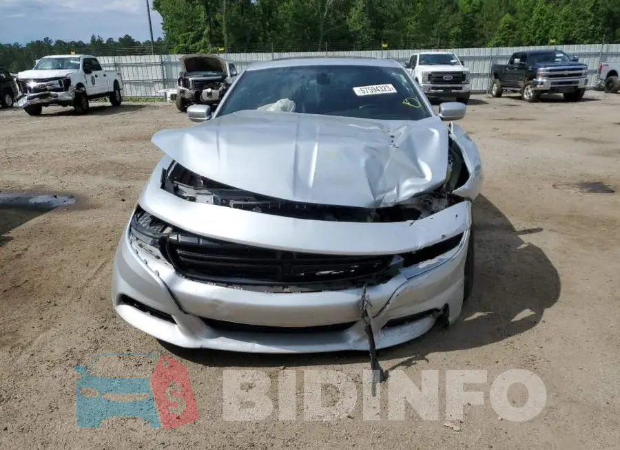 2C3CDXBG7LH213925 Photo# 5