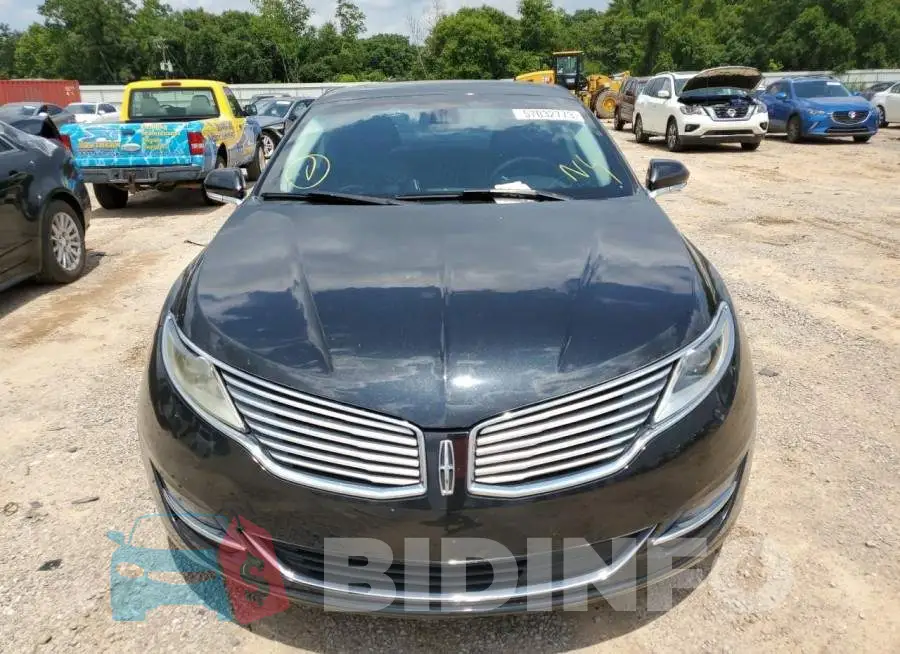 3LN6L2LUXER814171 Photo# 5