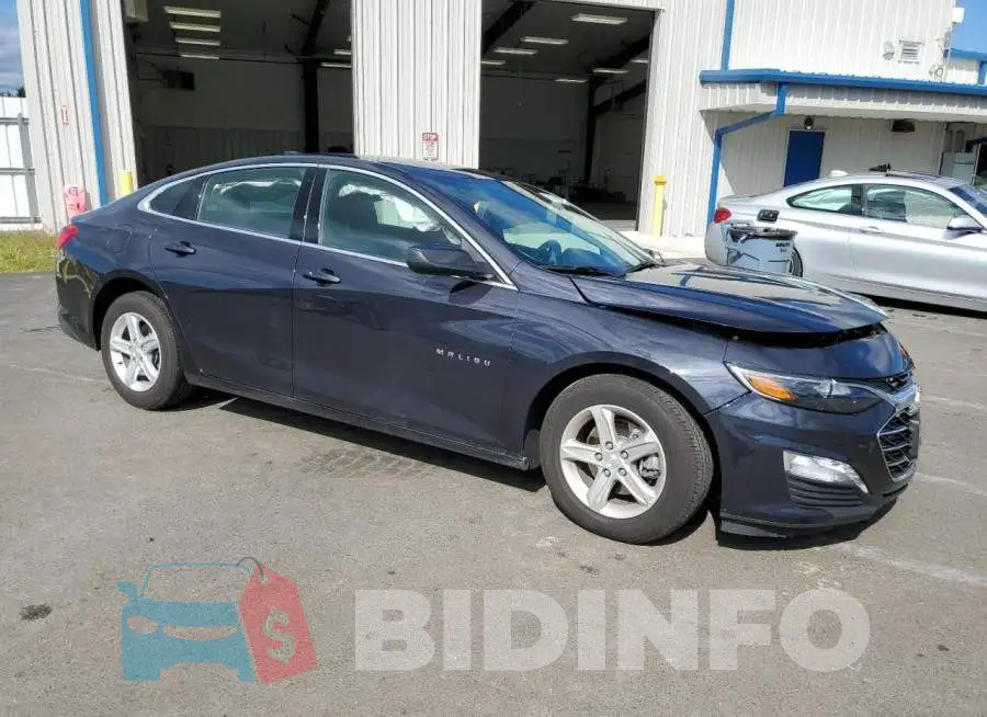 1G1ZD5ST3PF181160 Photo# 4