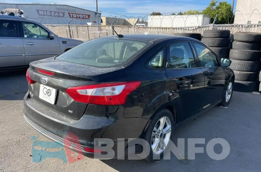 1FADP3F22EL162831 Photo# 4