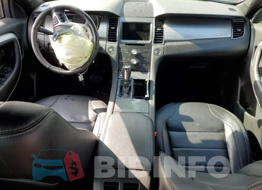 1FAHP2E8XGG157812 Photo# 8
