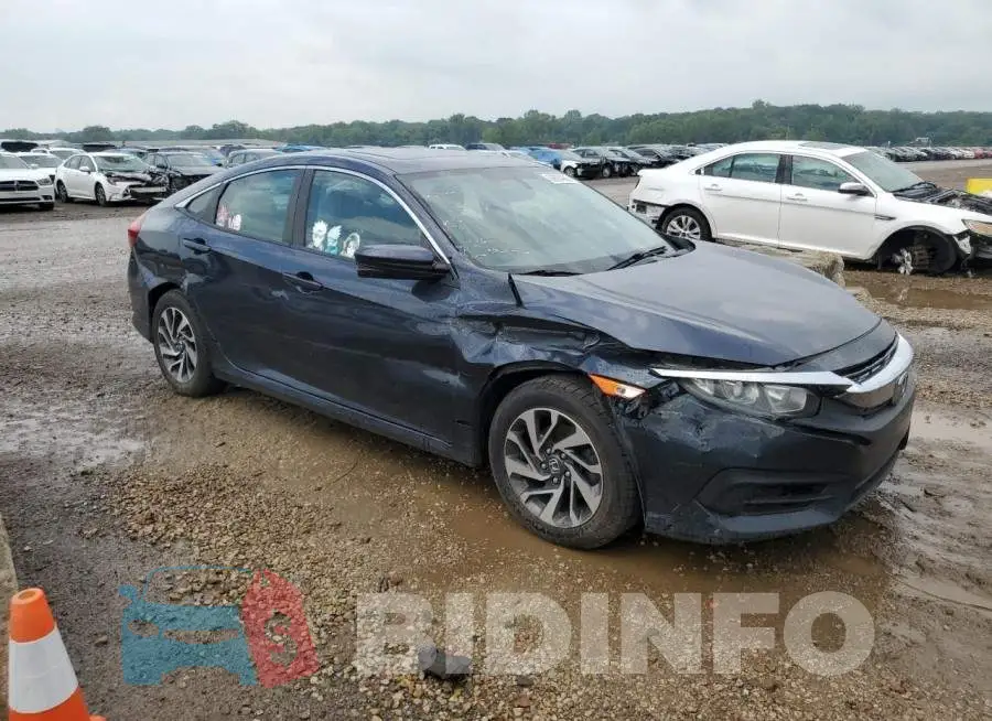 19XFC2F7XHE006747 Photo# 4