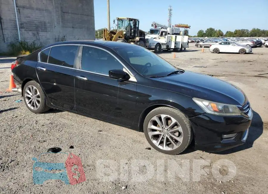 1HGCR2F58FA157247 Photo# 4