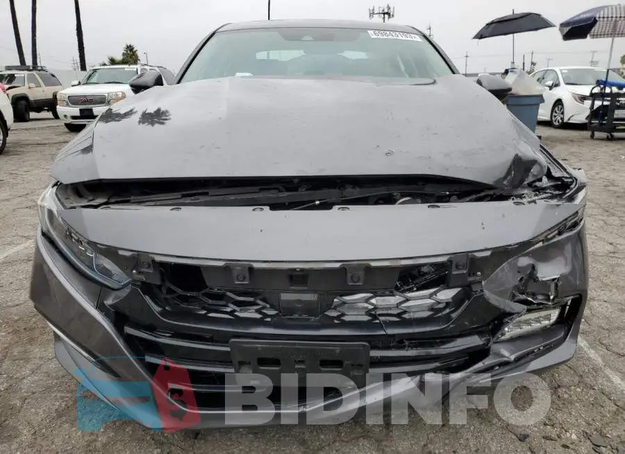 1HGCV3F54KA018762 Photo# 5