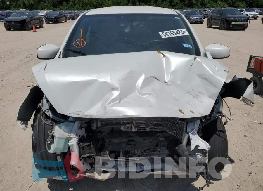 ML32F3FJ4KHF05977 Photo# 5