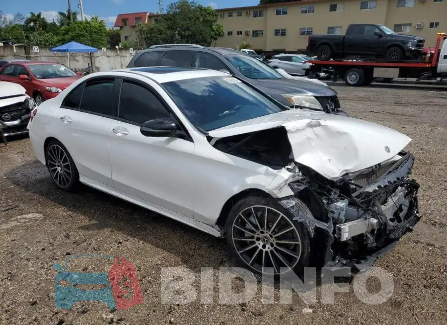 55SWF8DB5KU295795 Photo# 4