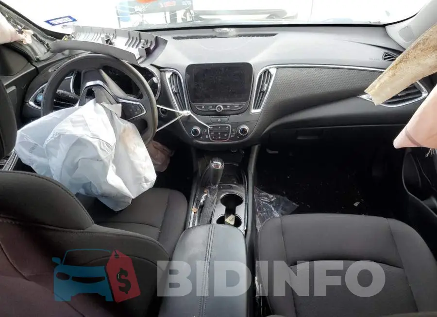 1G1ZD5ST8KF140113 Photo# 8