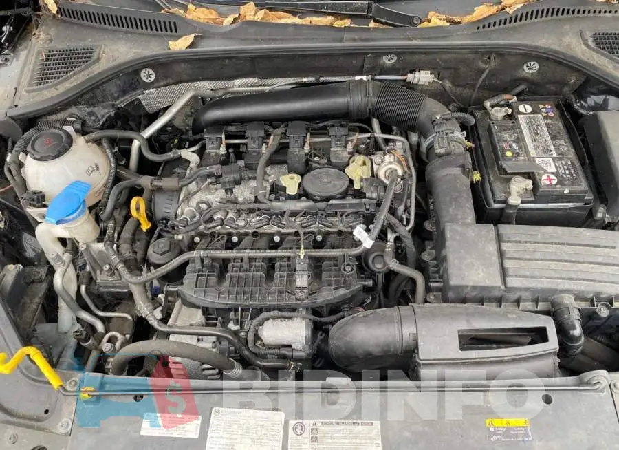 1VWSA7A38LC015885 Photo# 7
